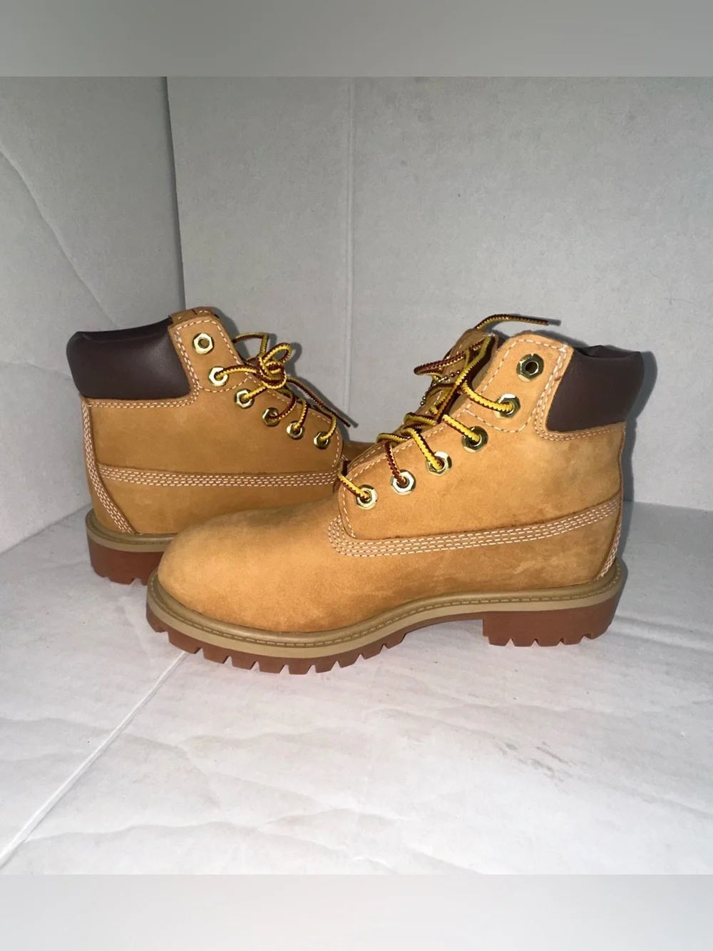 Timberland 12709 Youth 6-Inch Premium Waterproof Boots Wheat Nubuck Size 1